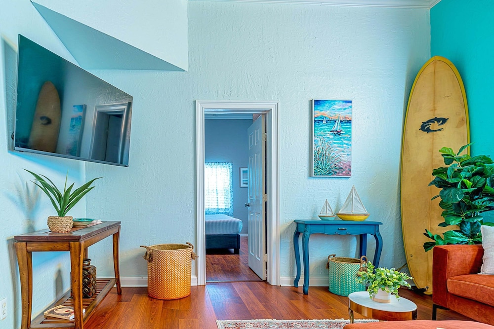 Surf & Strand Unit A for 5