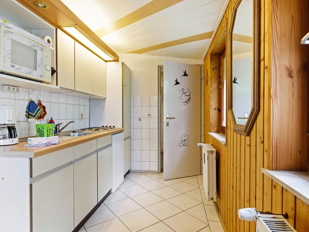 Winsome Holiday Home with Terrace,Garden,Bicycle Storage,Bbq