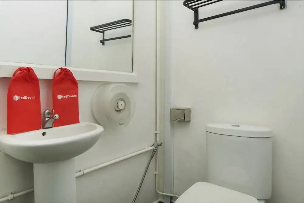 RedDoorz Hostel @ Bugis