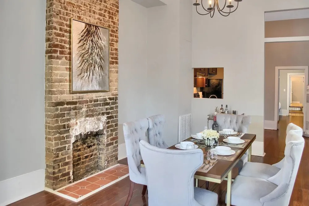 2br/2ba Shotgun Home in Lower Garden by Domio