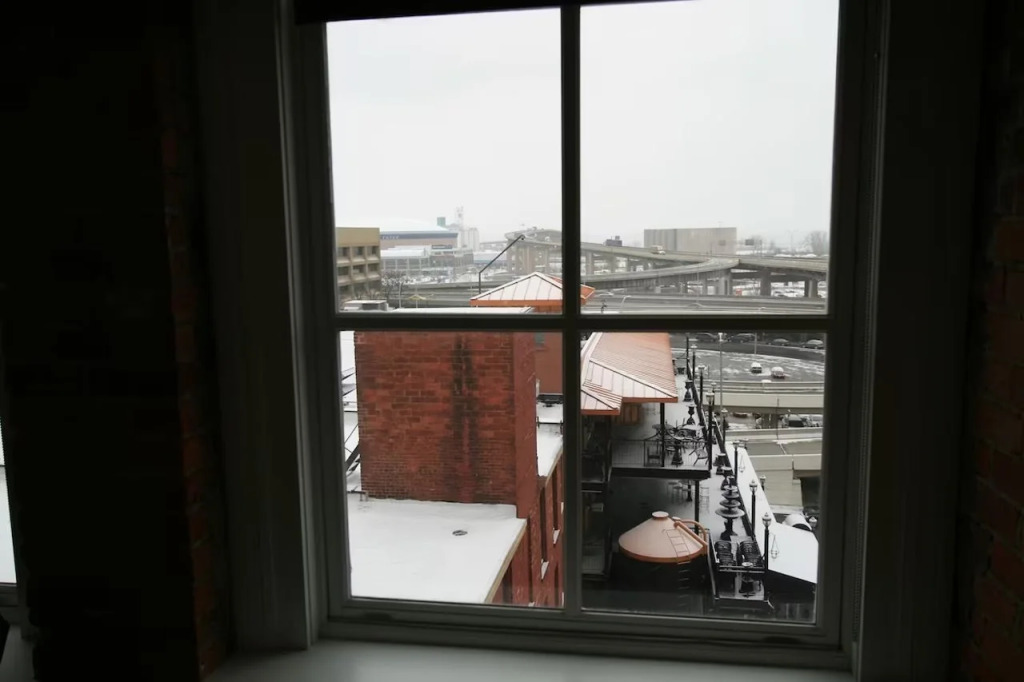 Lofts on Pearl