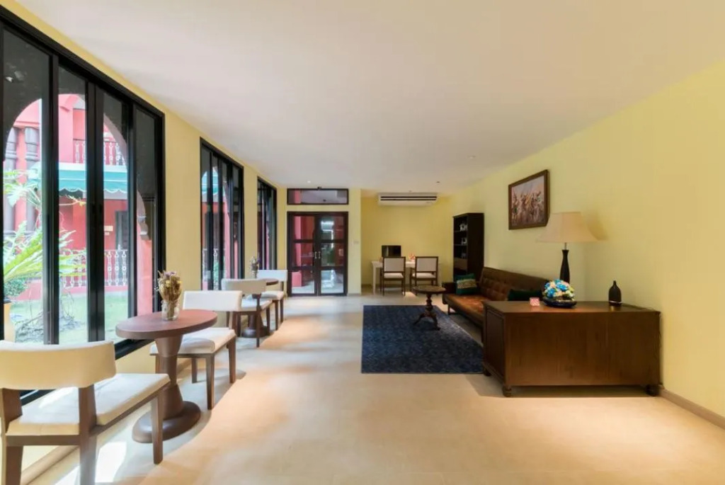 SHEIK ISTANA HOTEL CHIANGMAl