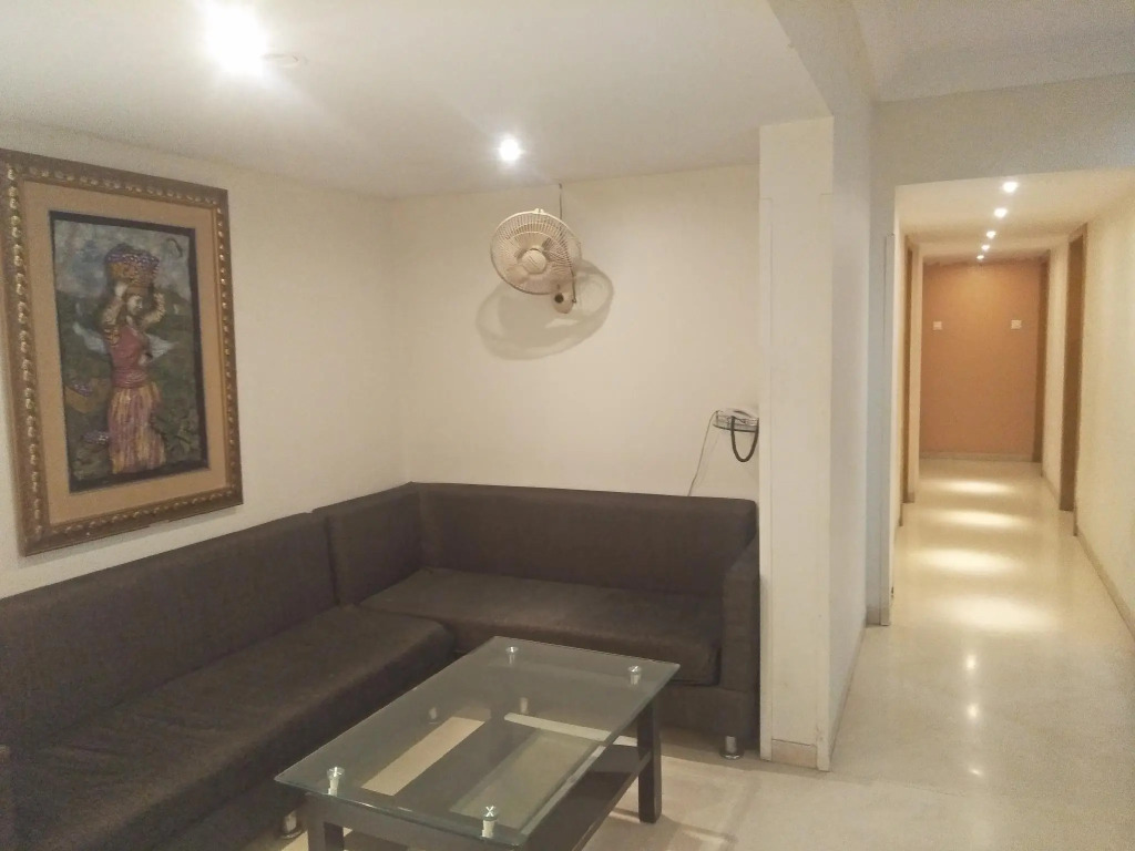 Hotel Basera