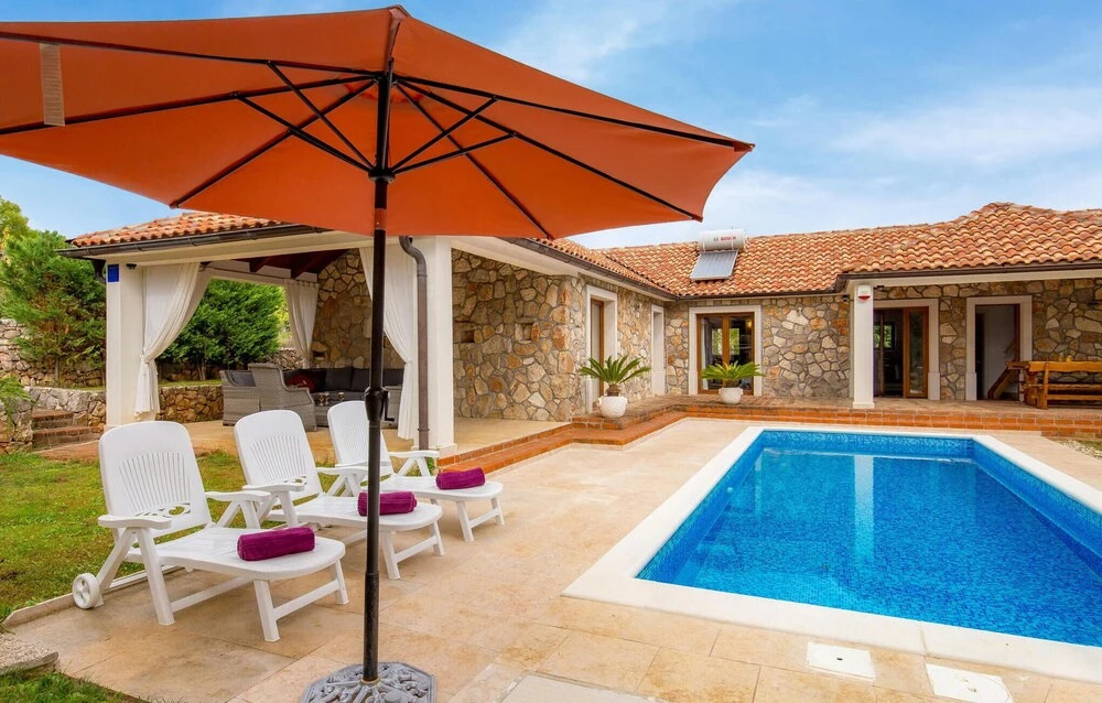 Amazing Home in Gostinjac With Wifi and 3 Bedrooms