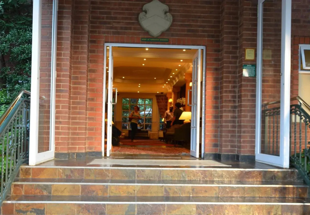 Premier Hotel Quatermain