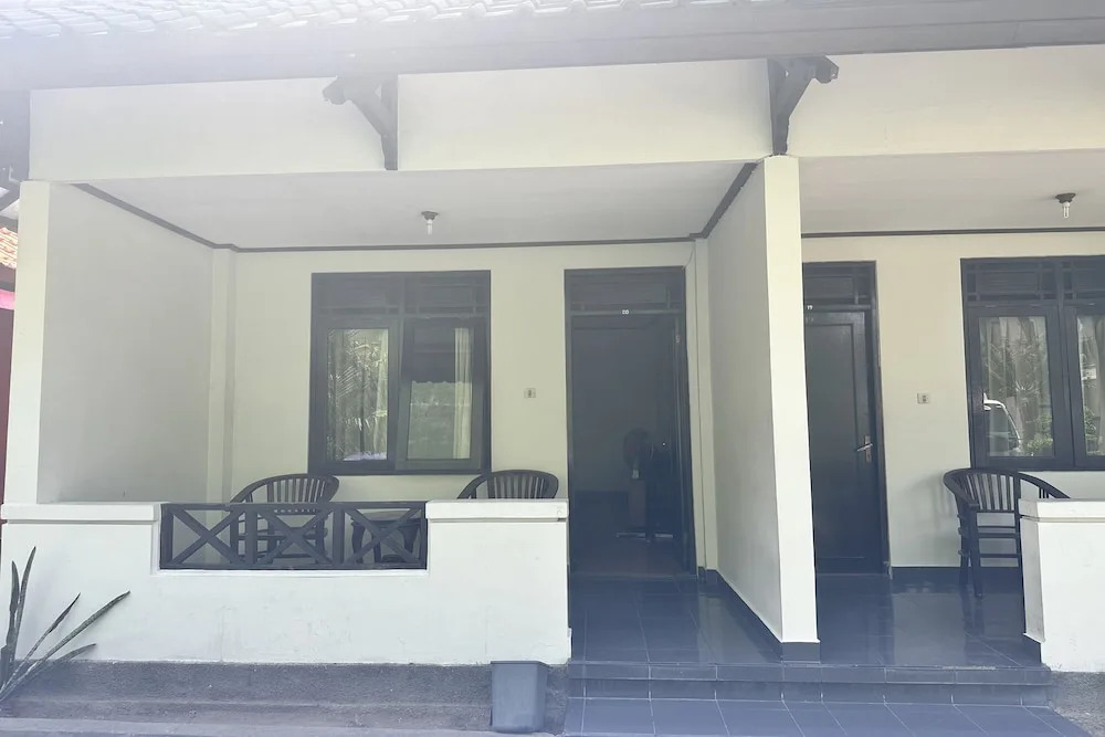 HOTEL WARTA SARI