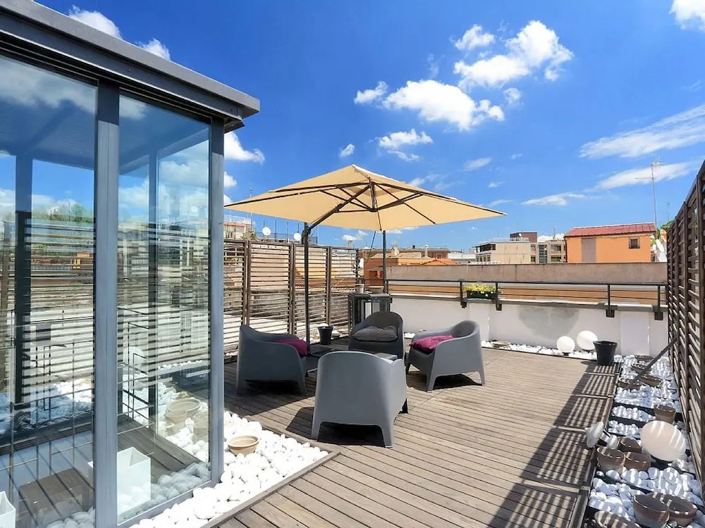 Ripa Roof Terrace Apartment