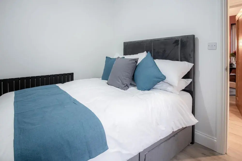 Wiston Street - 2 Bedroom Holiday Home - Pembroke