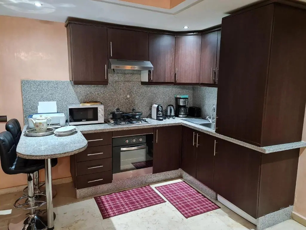 Luxury apartment 2 in the heart of Gueliz, Wifi, Pool