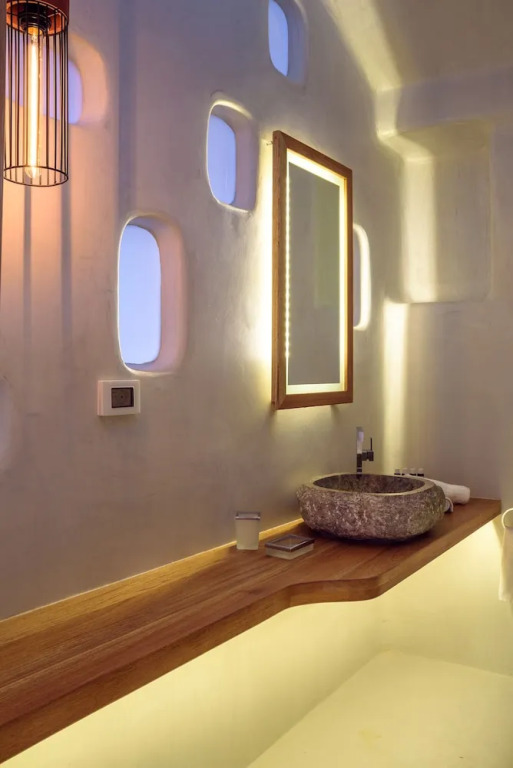 Allure Breeze Suites