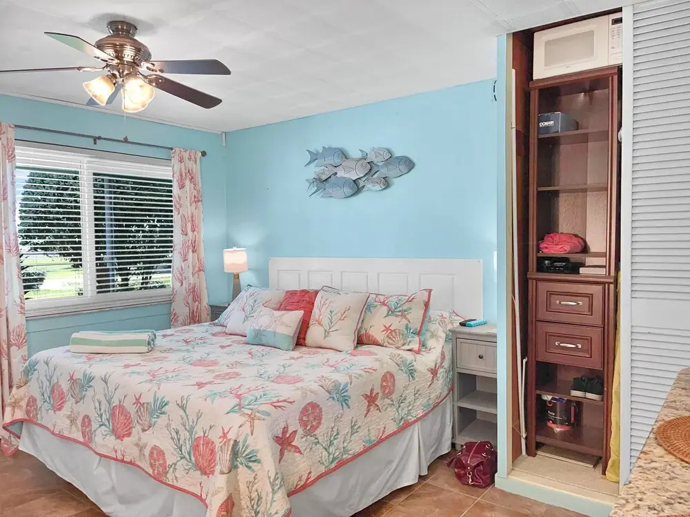 Tropic Terrace #23 - Beachfront Rental Condo by RedAwning