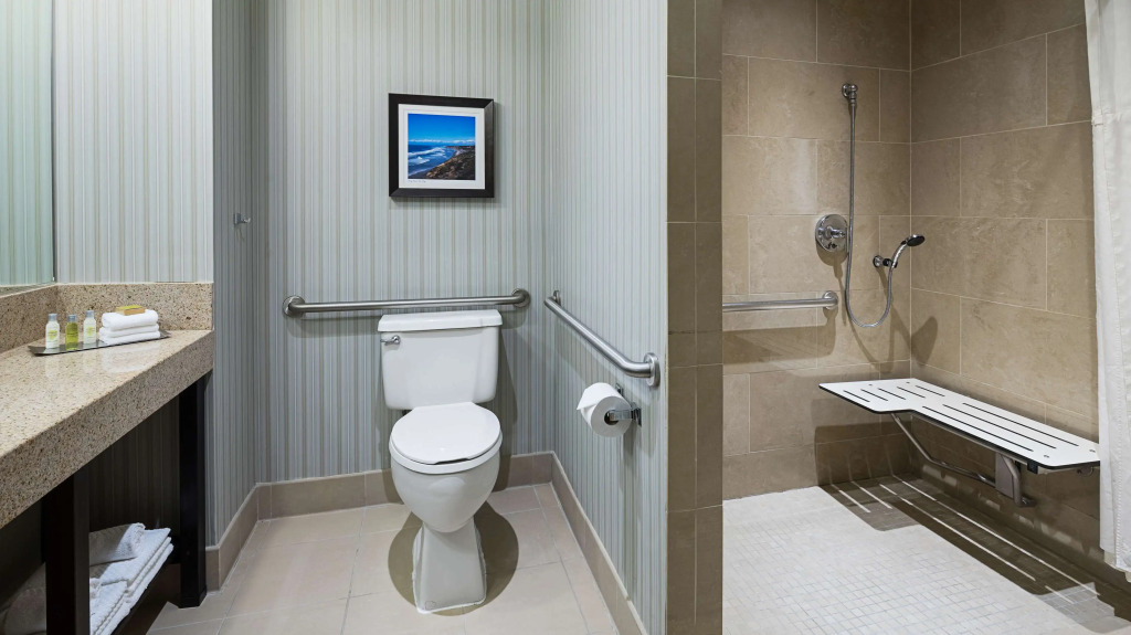 DoubleTree by Hilton San Diego Del Mar