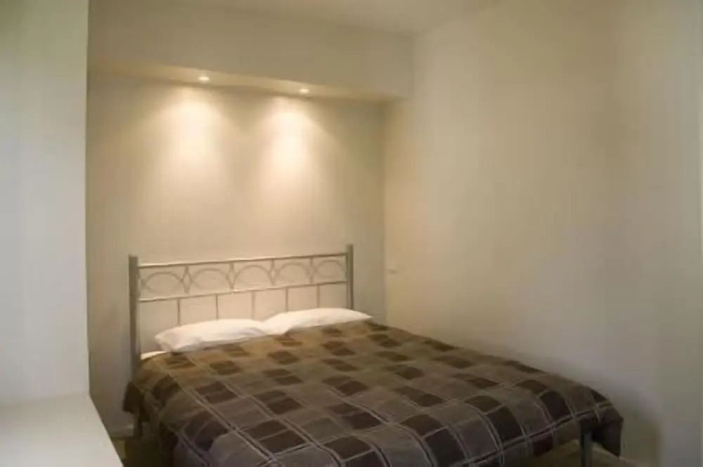Anglesea Lodge