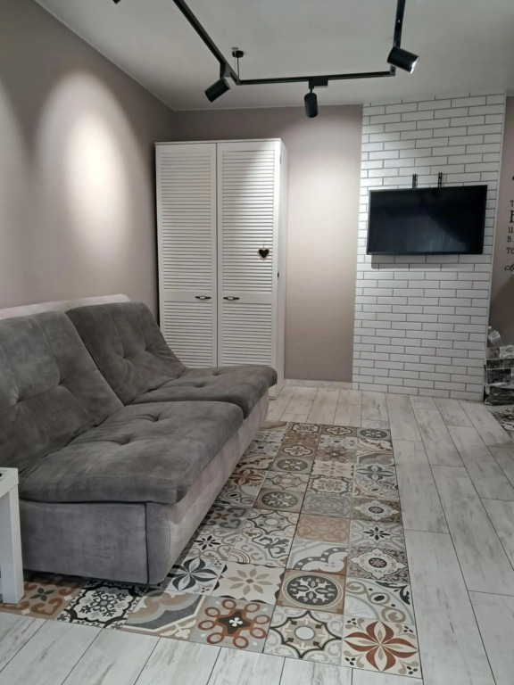 super apartment on O.Polya 137