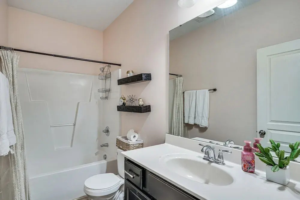 2 Mi to Downtown Durham: Family Home w/ Yard!