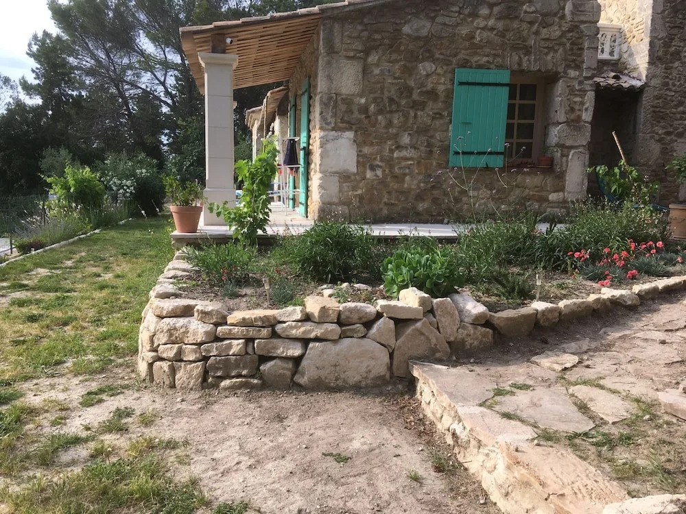 Le Mas de la Pinède