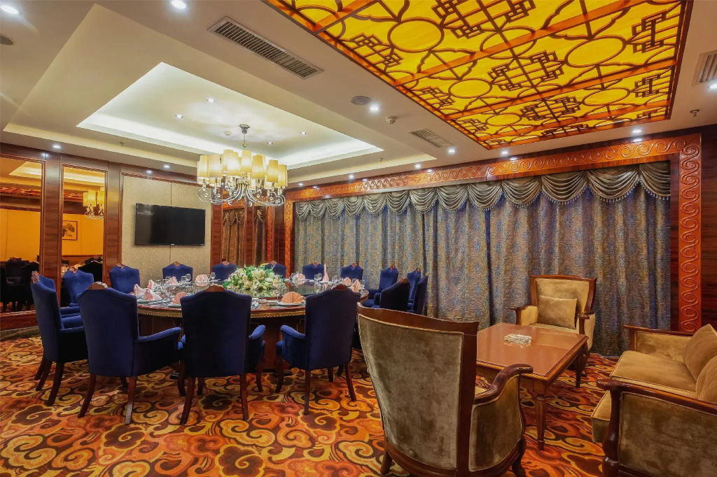 Hanyan Pearl Hotel
