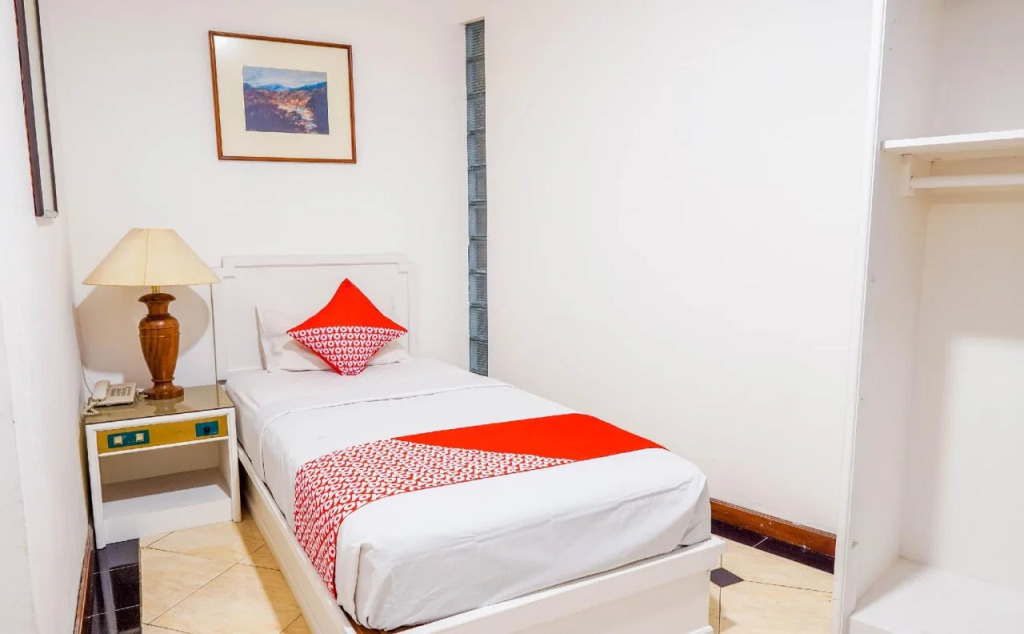 Urbanview Hotel Utari
