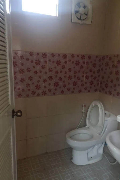 OYO 922 Thammachart Resort Kaosrichang