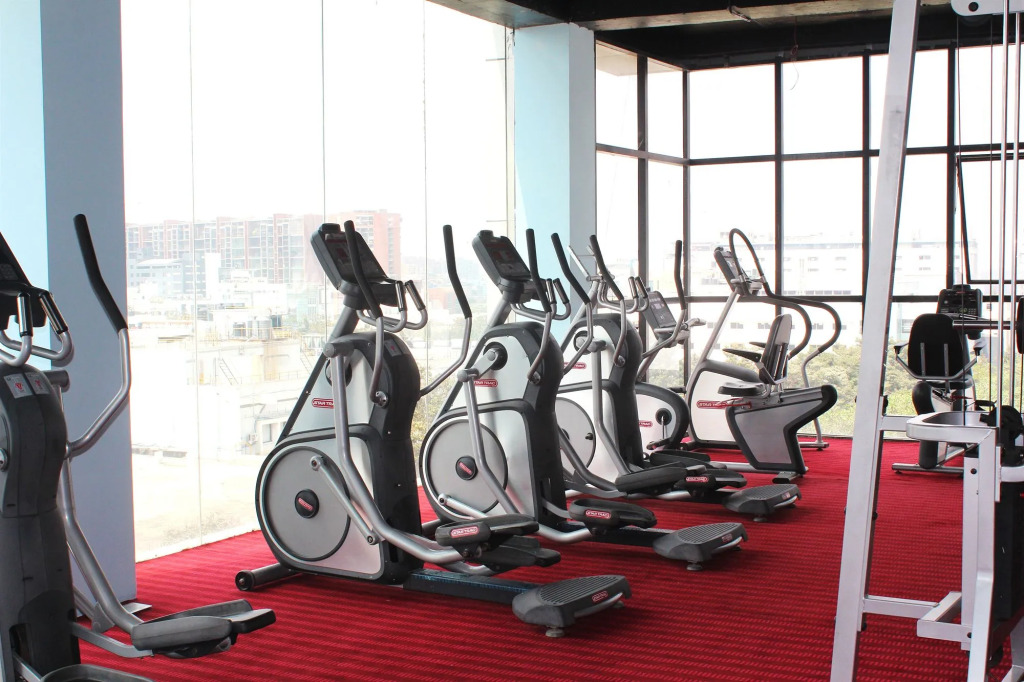 FabHotel Chris - Whitefield near KTPO & ITPL