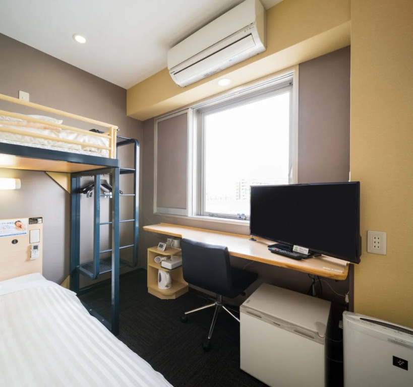 Super Hotel Kadoma