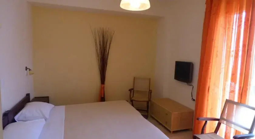 Calma Apartments & Studios