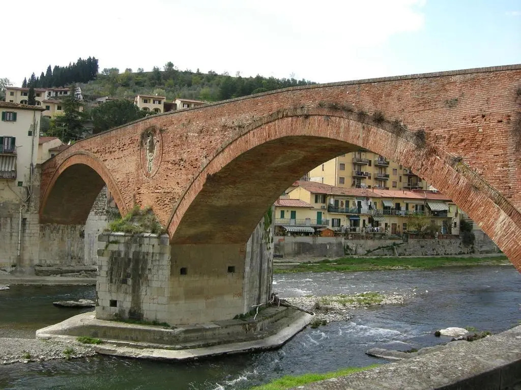 Pontassieve Guest House centro storico camera con bagno 20 minuti da Firenze
