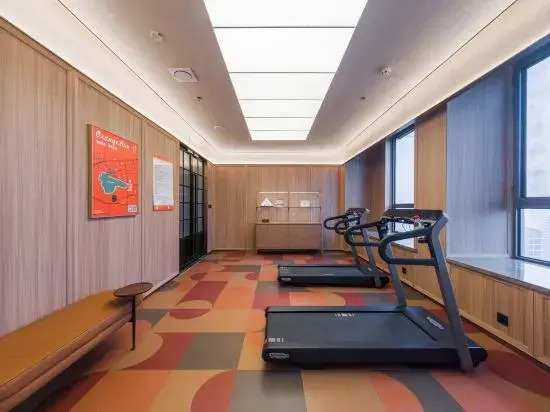 Orange Hotel (Jinan CBD China Resources Land Plaza)