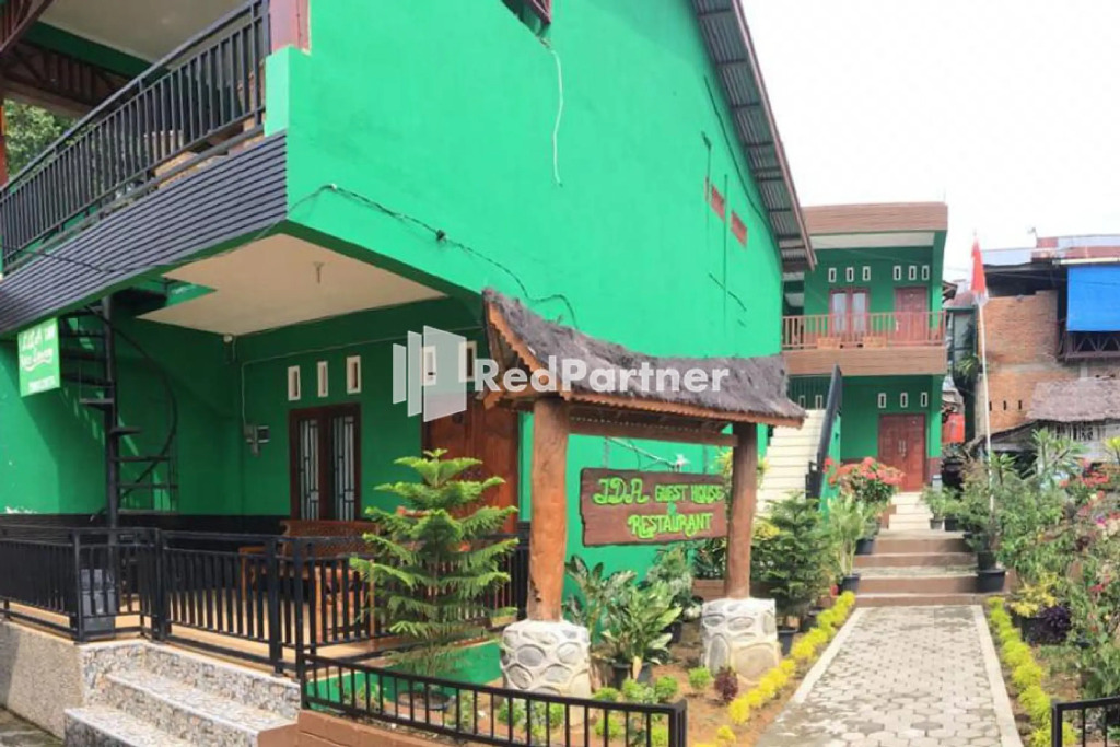 Ida Guest House & JUNGLE TREKKING