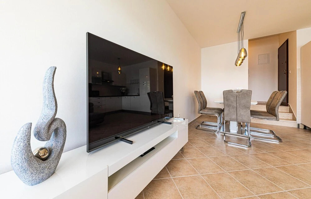 Stunning Apartment in Marina With Wifi and 3 Bedrooms