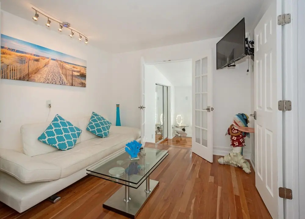 Estero Estate #3 - Two Bedroom Apartment