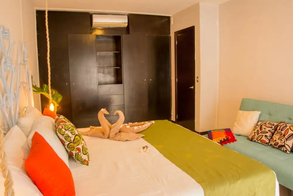 5th AVENUE oasis 8 personas