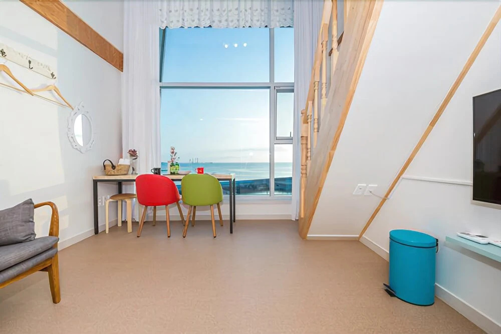 Jeju Pooreuda Ocean Pension