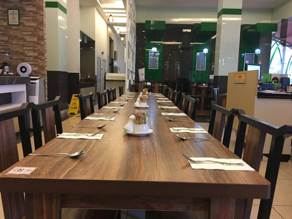 HIG Hotel & Convention