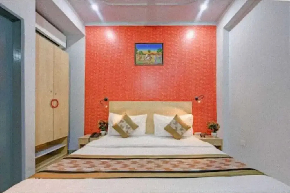 royal saprk inn1