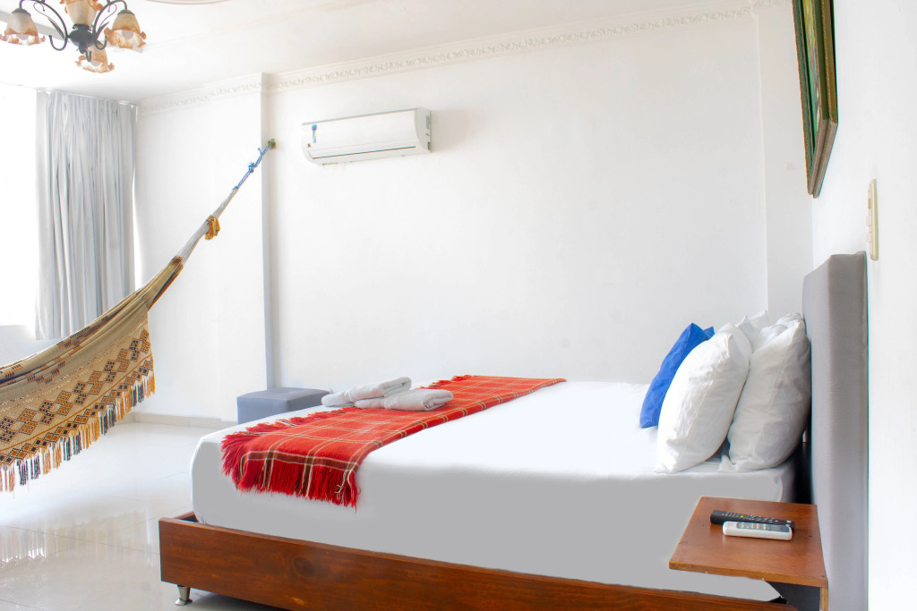 Hotel Abi Inn By GEH Suites