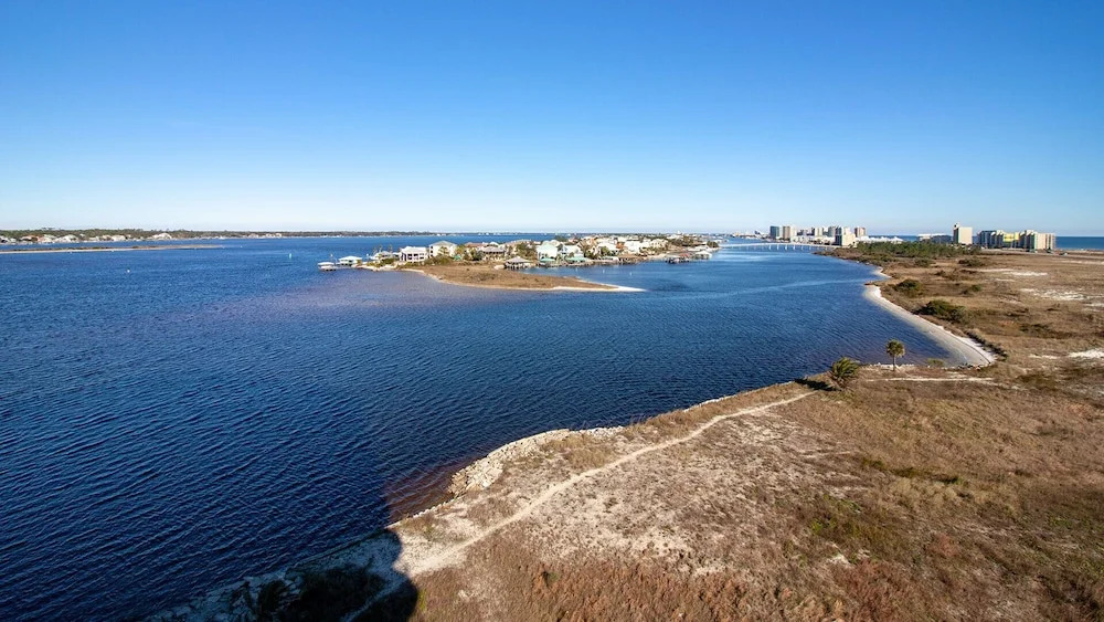 Two Bedroom With Unobstructed Views - Unit Crd0609