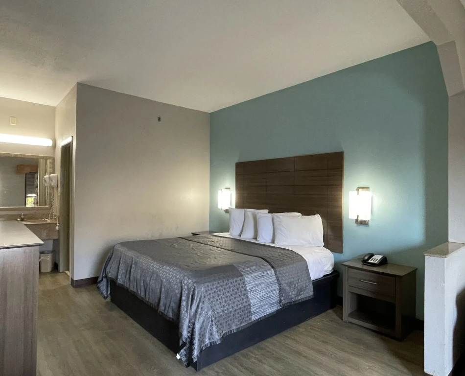 Fairview Inn & Suites Mobile