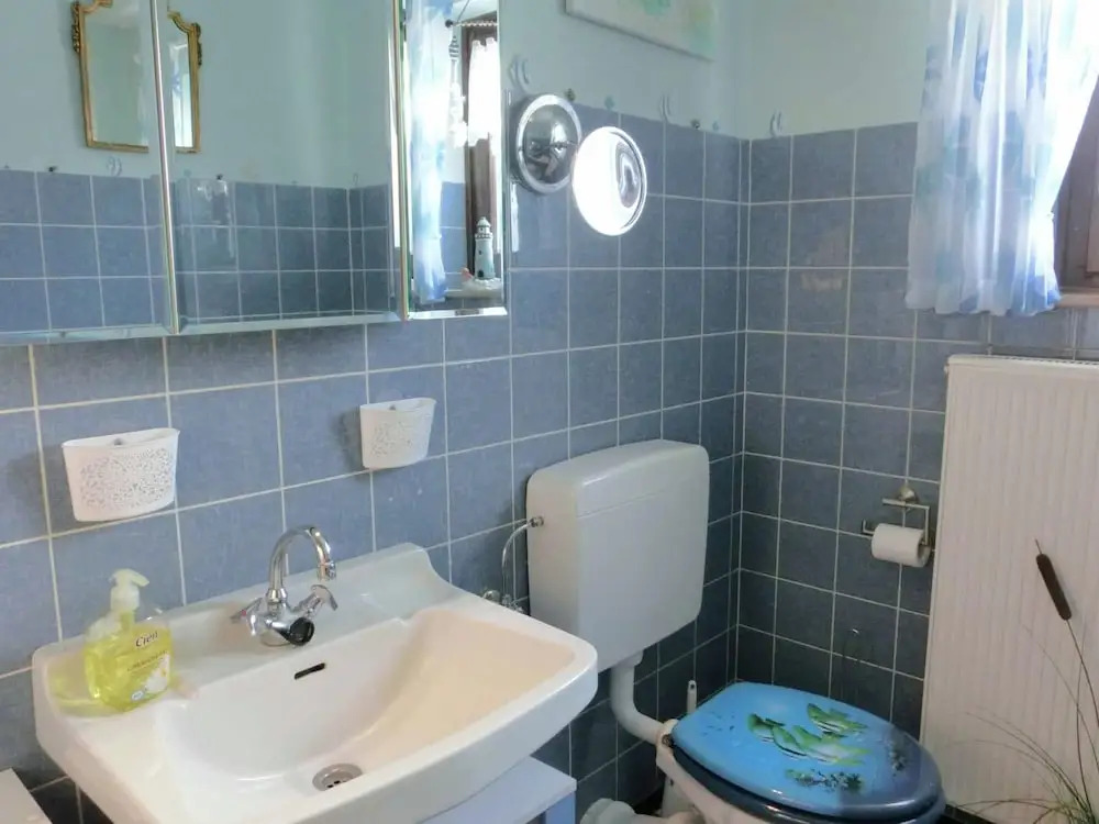 Cozy Apartment with Private Garden in Nisterau