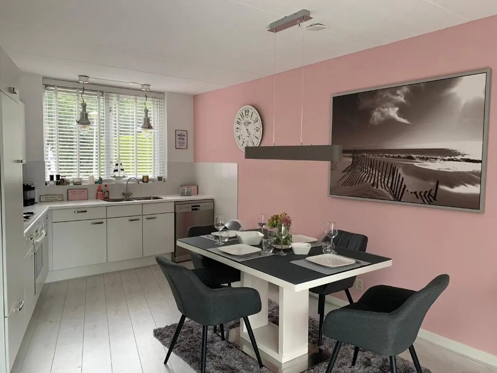 Ferienhaus am Wasser Lemmer 208