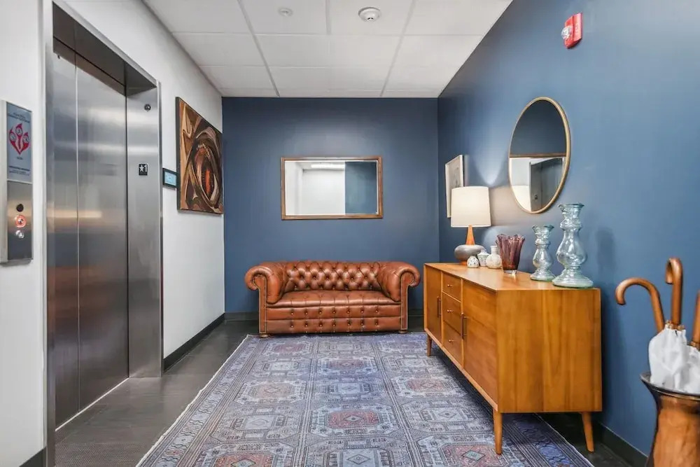 Meadowlark Suite - 201 2b1b
