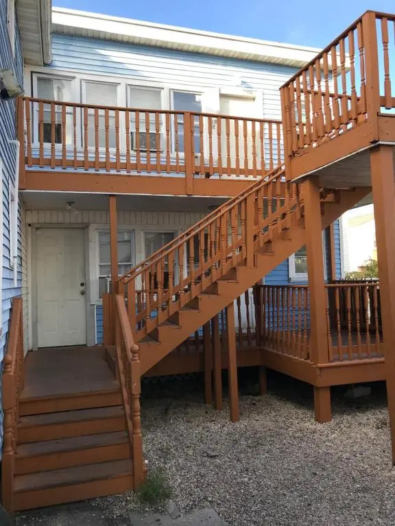 Shore Beach Houses - 40 - 2 Dupont Avenue