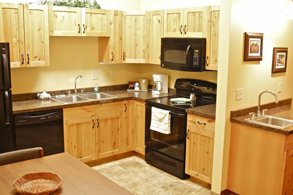 Arbuckle Lodge Gillette