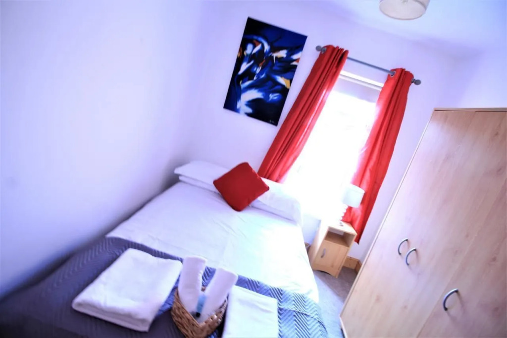 75 Donard House