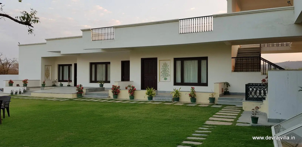 Devraj Villa-A Luxury Homestay with Pool