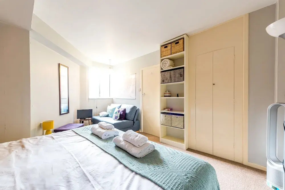 Warm and welcoming Home in Putney