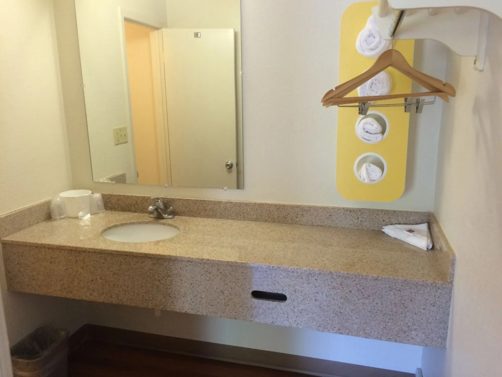 Motel 6-Mount Vernon, IL