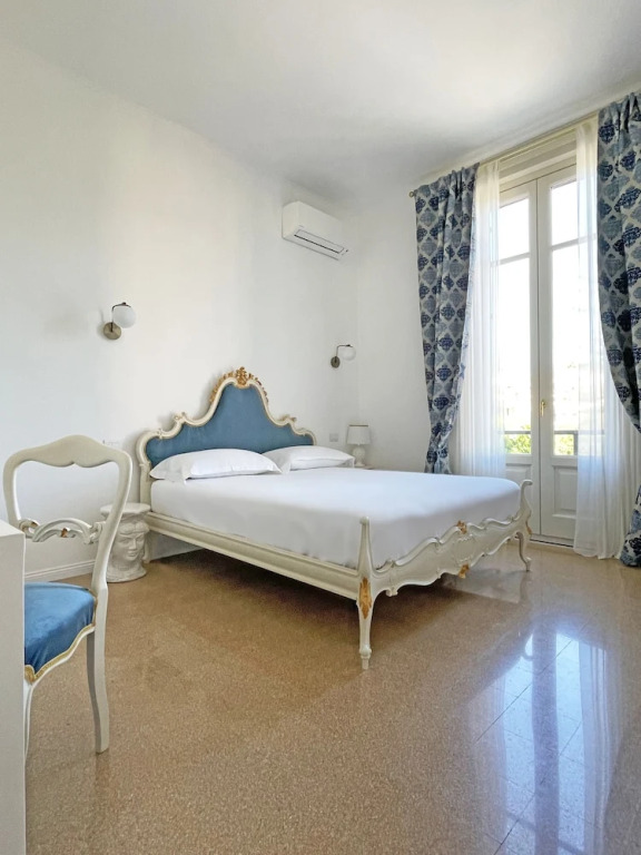 ISOLA - Smart Accomodation