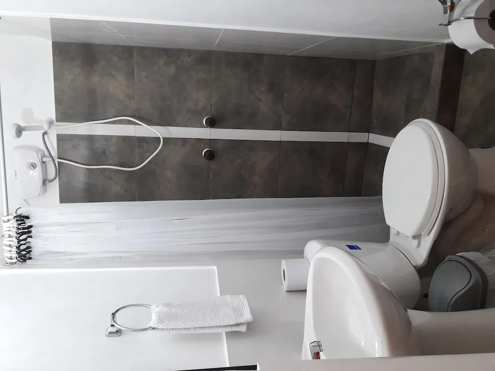 Cozy and Comfortable Home in MIRAFLORES