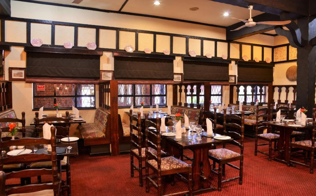 Cresta Churchill Hotel